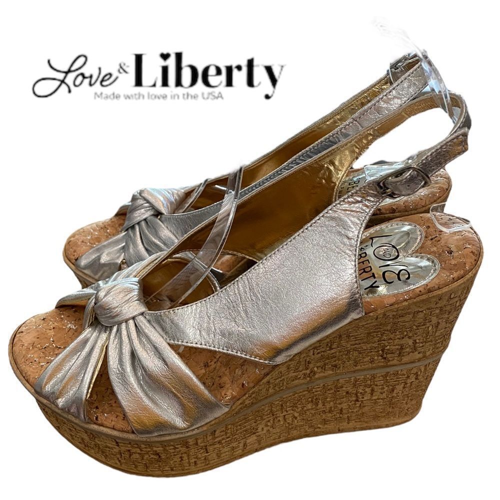 LOVE & LIBERTY Audra Women's Silver Knotted Wedge Sandals NEW 39 8.5